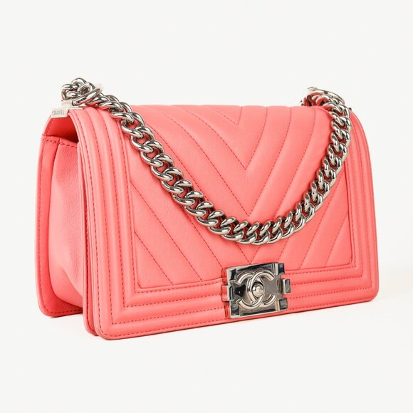 Chanel Boy Medium Pink Calfskin Chevron Flap Shoulder Bag - Picture 2 of 14